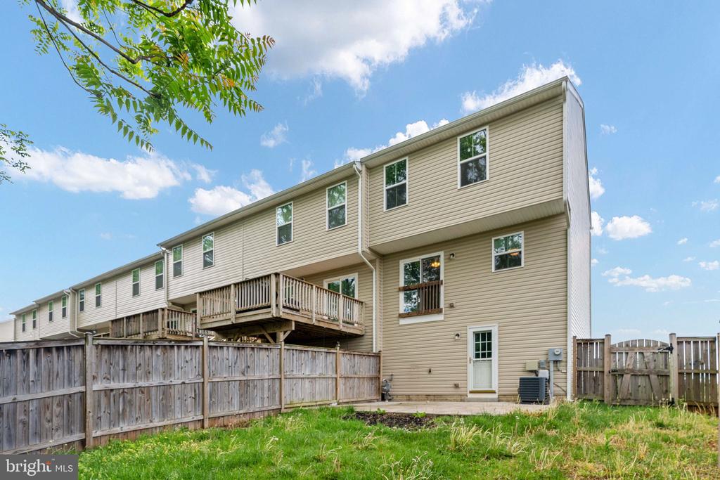 1901 CREPE MYRTLE LN, CULPEPER, Virginia 22701, 3 Bedrooms Bedrooms, ,2 BathroomsBathrooms,Residential,1901 CREPE MYRTLE LN,VACU2013486 MLS # VACU2013486