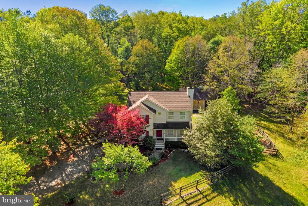 12151 DEERFIELD LN, AMISSVILLE, Virginia 20106, 3 Bedrooms Bedrooms, ,2 BathroomsBathrooms,Residential,12151 DEERFIELD LN,VAFQ2021742 MLS # VAFQ2021742