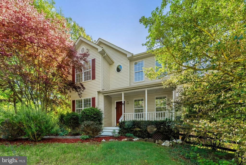 12151 DEERFIELD LN, AMISSVILLE, Virginia 20106, 3 Bedrooms Bedrooms, ,2 BathroomsBathrooms,Residential,12151 DEERFIELD LN,VAFQ2021742 MLS # VAFQ2021742