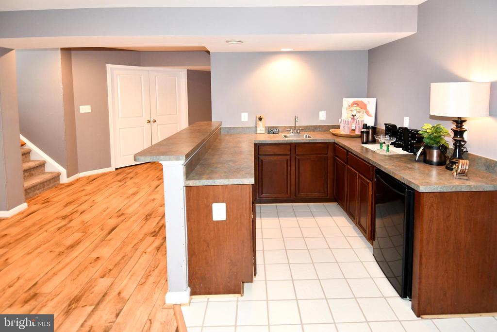 3582 DELL CT, WARRENTON, Virginia 20187, 4 Bedrooms Bedrooms, ,3 BathroomsBathrooms,Residential,3582 DELL CT,VAFQ2021802 MLS # VAFQ2021802