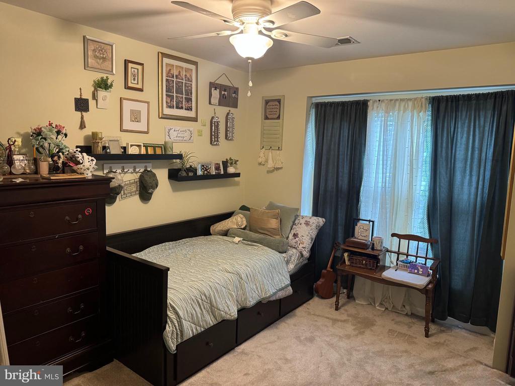 11130 GANDER CT, FREDERICKSBURG, Virginia 22407, 4 Bedrooms Bedrooms, ,2 BathroomsBathrooms,Residential,11130 GANDER CT,VASP2041476 MLS # VASP2041476