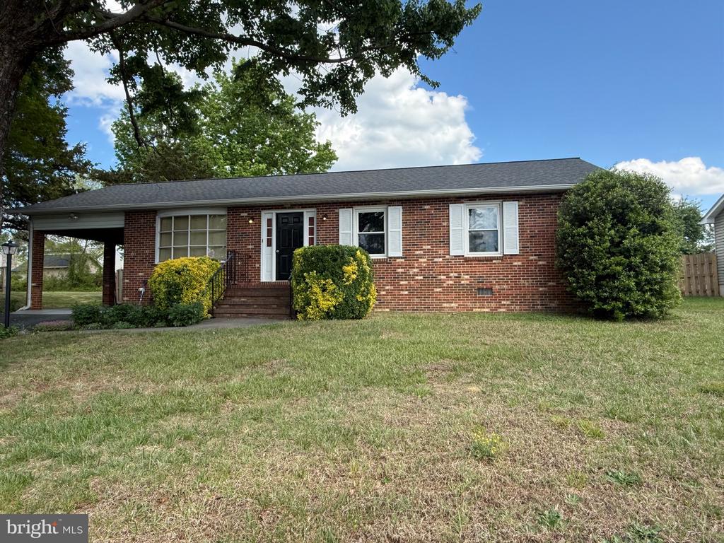 6 JUNIPER CT, FREDERICKSBURG, Virginia 22408, 3 Bedrooms Bedrooms, ,2 BathroomsBathrooms,Residential,6 JUNIPER CT,VASP2041482 MLS # VASP2041482