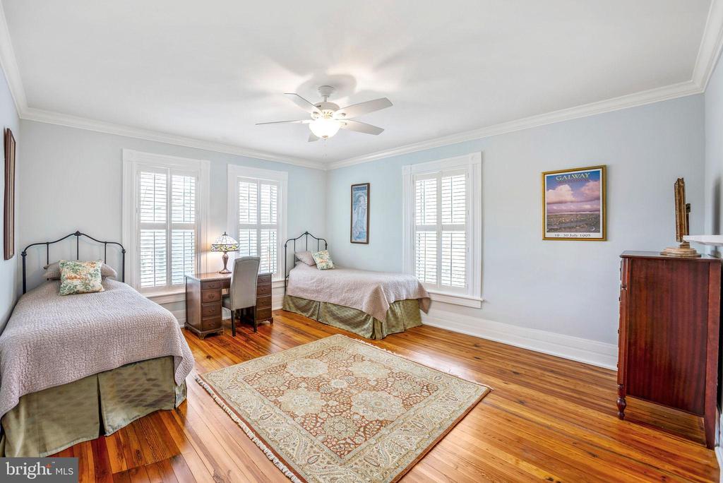 558 GAY ST, WASHINGTON, Virginia 22747, 4 Bedrooms Bedrooms, ,3 BathroomsBathrooms,Residential,558 GAY ST,VARP2002632 MLS # VARP2002632