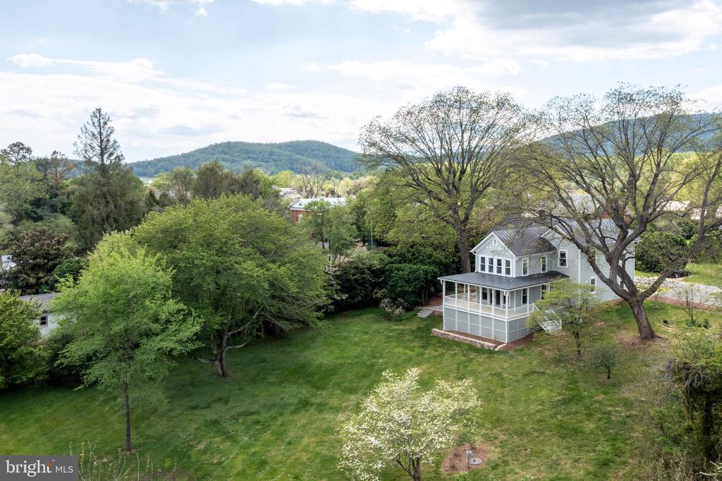 558 GAY ST, WASHINGTON, Virginia 22747, 4 Bedrooms Bedrooms, ,3 BathroomsBathrooms,Residential,558 GAY ST,VARP2002632 MLS # VARP2002632