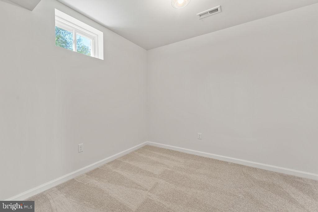 625 VAWTER CORNER RD, LOUISA, Virginia 23093, 5 Bedrooms Bedrooms, ,3 BathroomsBathrooms,Residential,625 VAWTER CORNER RD,VALA2009786 MLS # VALA2009786