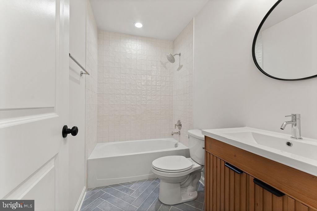 625 VAWTER CORNER RD, LOUISA, Virginia 23093, 5 Bedrooms Bedrooms, ,3 BathroomsBathrooms,Residential,625 VAWTER CORNER RD,VALA2009786 MLS # VALA2009786