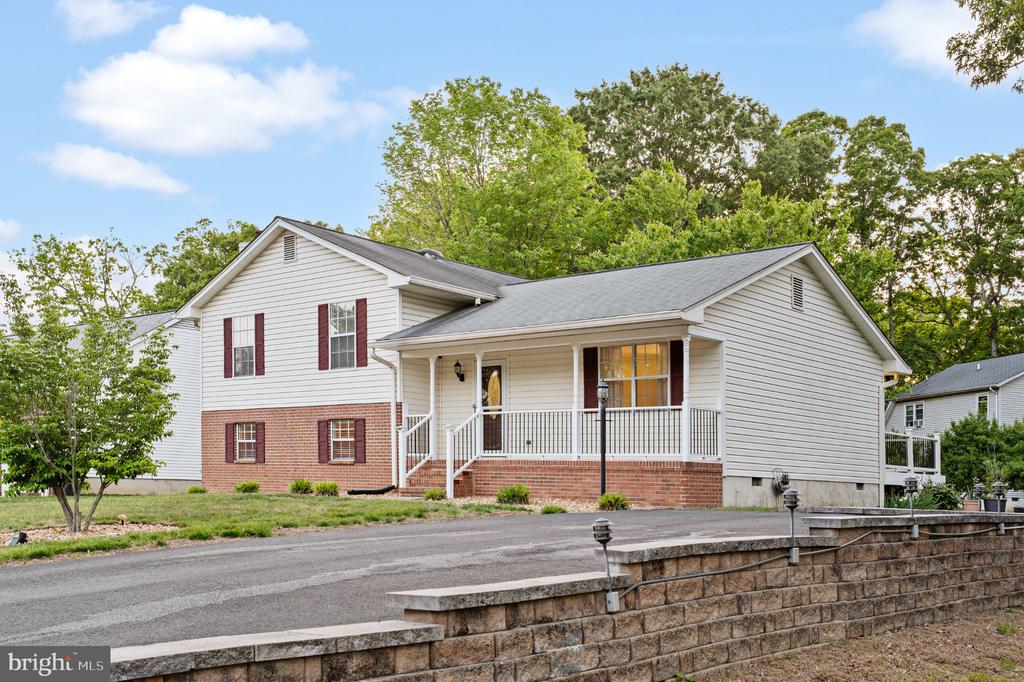95 DEVONNE DR, FREDERICKSBURG, Virginia 22407, 3 Bedrooms Bedrooms, ,2 BathroomsBathrooms,Residential,95 DEVONNE DR,VASP2040748 MLS # VASP2040748