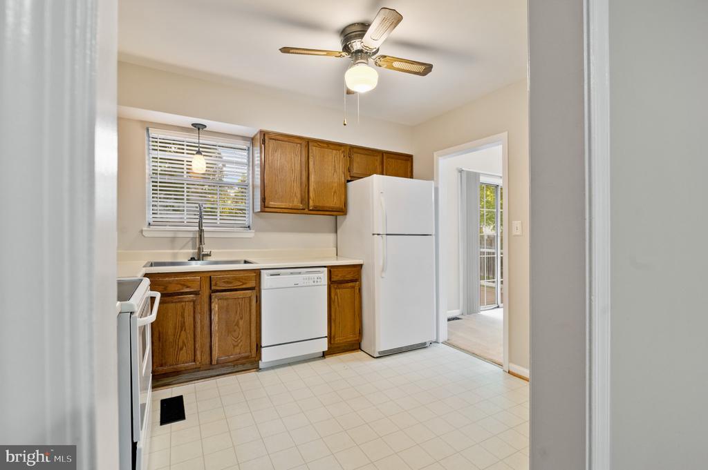 95 DEVONNE DR, FREDERICKSBURG, Virginia 22407, 3 Bedrooms Bedrooms, ,2 BathroomsBathrooms,Residential,95 DEVONNE DR,VASP2040748 MLS # VASP2040748