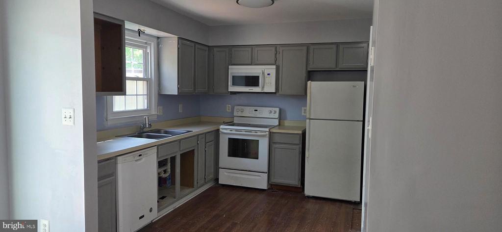 436 FOREST CT, WARRENTON, Virginia 20186, 3 Bedrooms Bedrooms, ,2 BathroomsBathrooms,Residential,436 FOREST CT,VAFQ2021820 MLS # VAFQ2021820