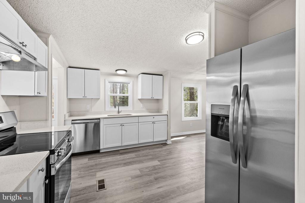 7309 RED FEATHER LN, SPOTSYLVANIA, Virginia 22551, 3 Bedrooms Bedrooms, ,2 BathroomsBathrooms,Residential,7309 RED FEATHER LN,VASP2041470 MLS # VASP2041470