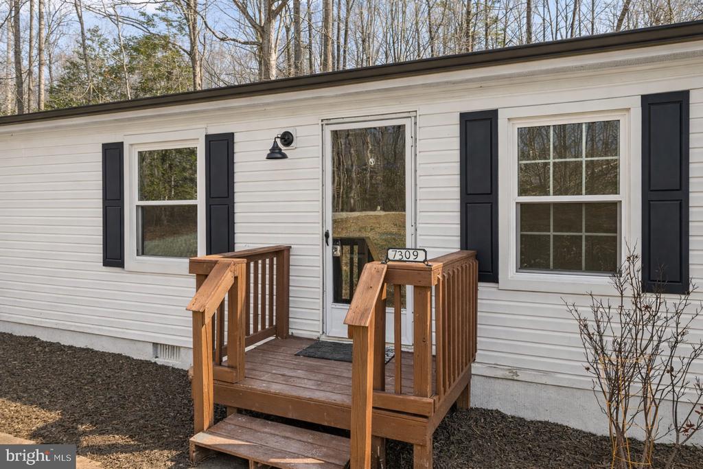 7309 RED FEATHER LN, SPOTSYLVANIA, Virginia 22551, 3 Bedrooms Bedrooms, ,2 BathroomsBathrooms,Residential,7309 RED FEATHER LN,VASP2041470 MLS # VASP2041470