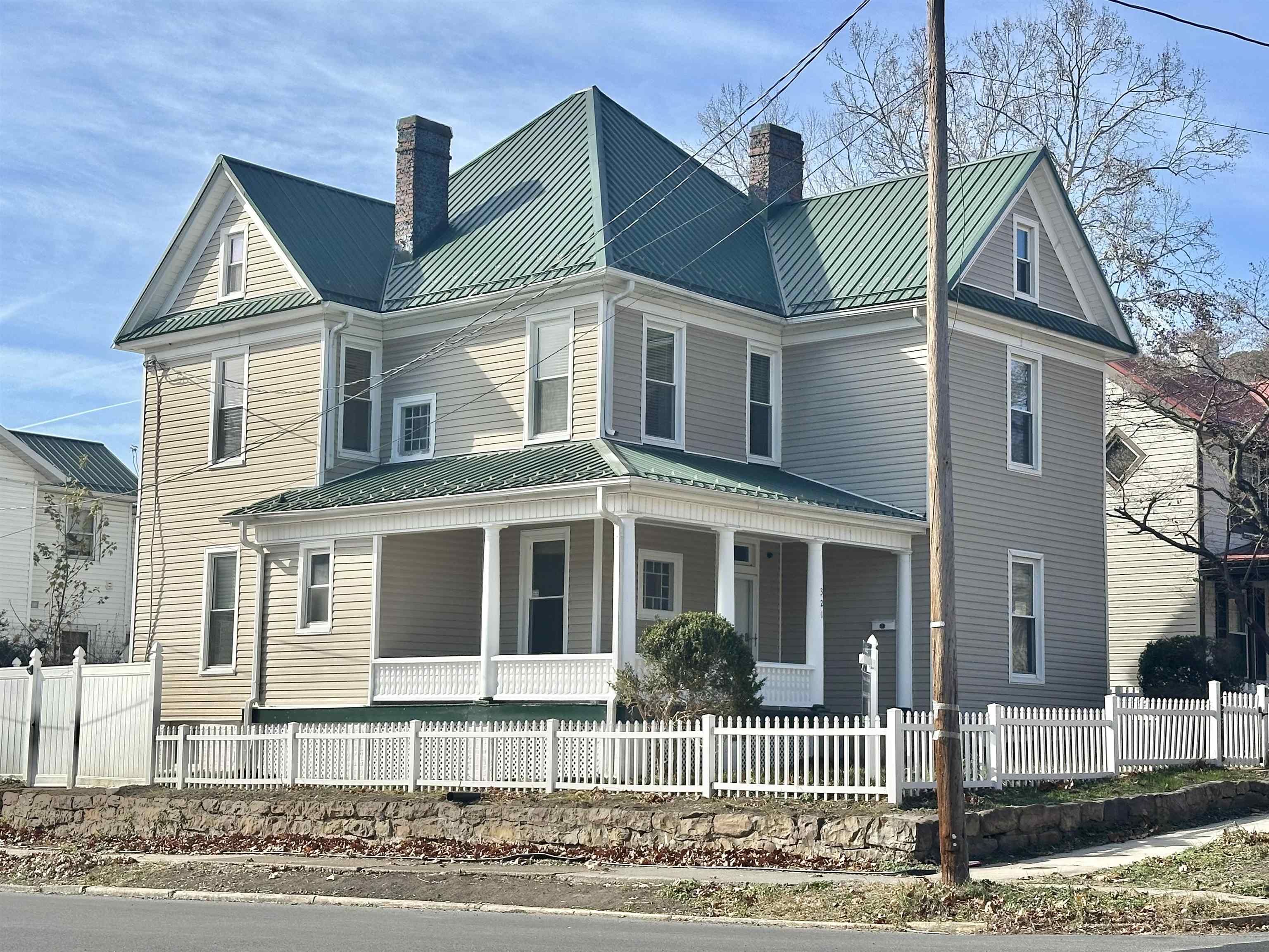 321 PINE ST, CLIFTON FORGE, Virginia 24422, 4 Bedrooms Bedrooms, ,2 BathroomsBathrooms,Residential,Remodeled Victorian on the corner of Pine and McCo,321 PINE ST,671142 MLS # 671142