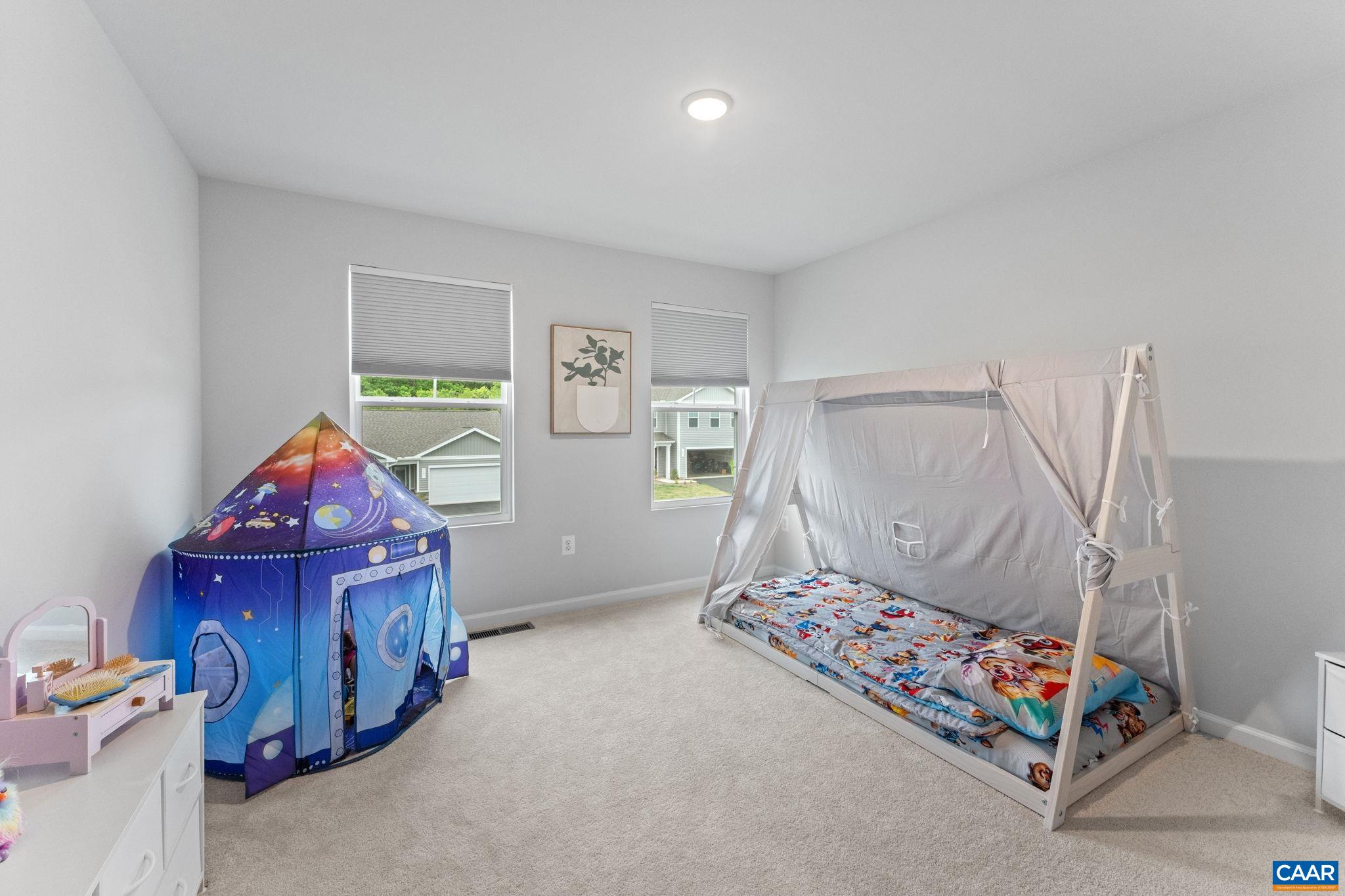 30 HORSE PATH DR, CHARLOTTESVILLE, Virginia 22902, 4 Bedrooms Bedrooms, ,3 BathroomsBathrooms,Residential,Essence At Colonial Circle,30 HORSE PATH DR,676132 MLS # 676132