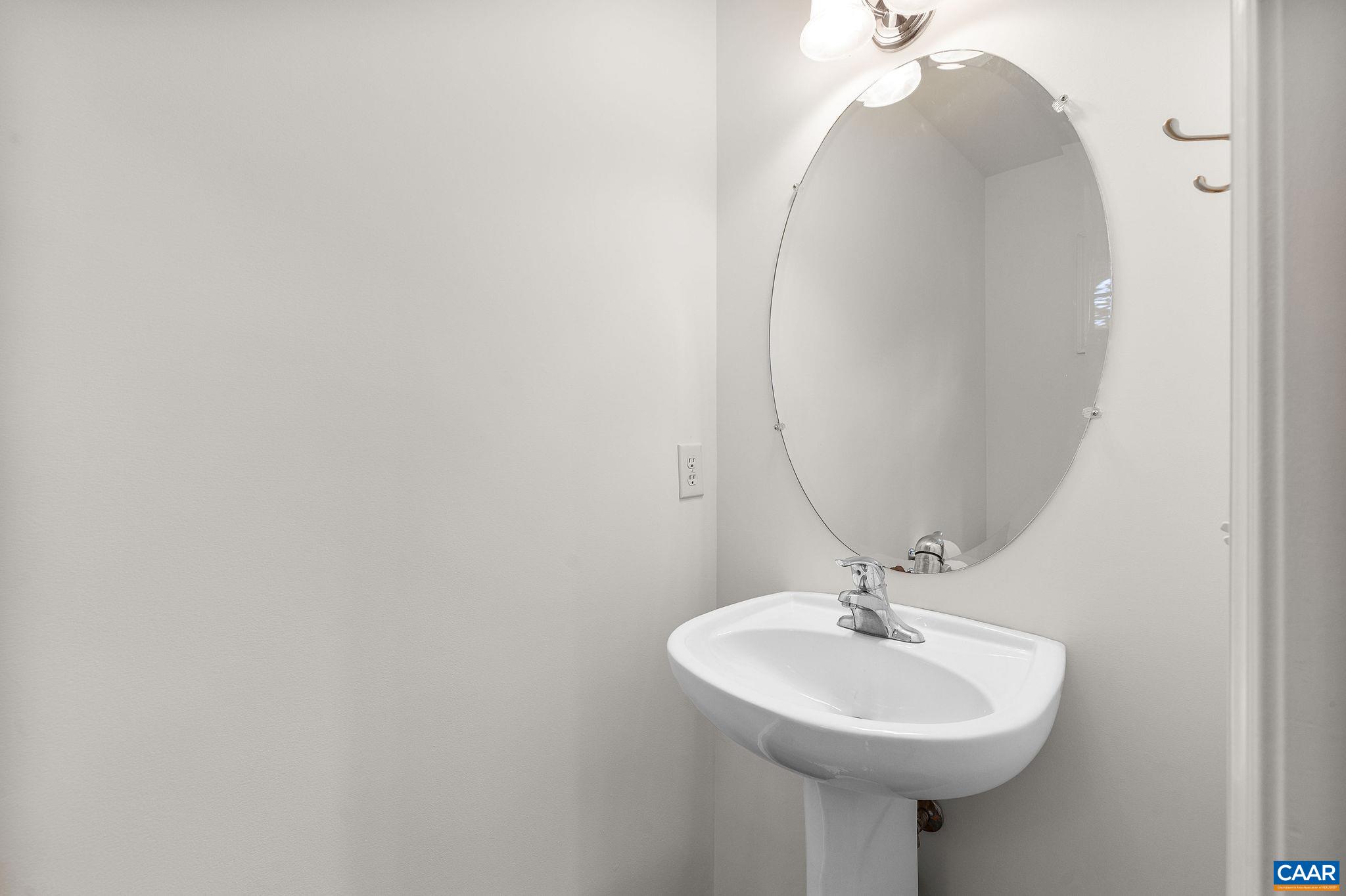 111 MELBOURNE PRK, CHARLOTTESVILLE, Virginia 22901, 2 Bedrooms Bedrooms, ,2 BathroomsBathrooms,Residential,111 MELBOURNE PRK,676161 MLS # 676161