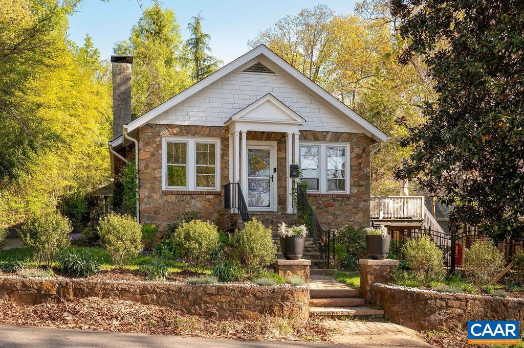 2642 JEFFERSON PARK CIR, CHARLOTTESVILLE, Virginia 22903, 4 Bedrooms Bedrooms, ,2 BathroomsBathrooms,Residential,2642 JEFFERSON PARK CIR,676264 MLS # 676264