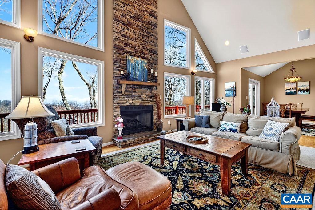 42 PEAVY PT, WINTERGREEN, Virginia 22967, 5 Bedrooms Bedrooms, ,4 BathroomsBathrooms,Residential,Thirsty Bear,42 PEAVY PT,676285 MLS # 676285