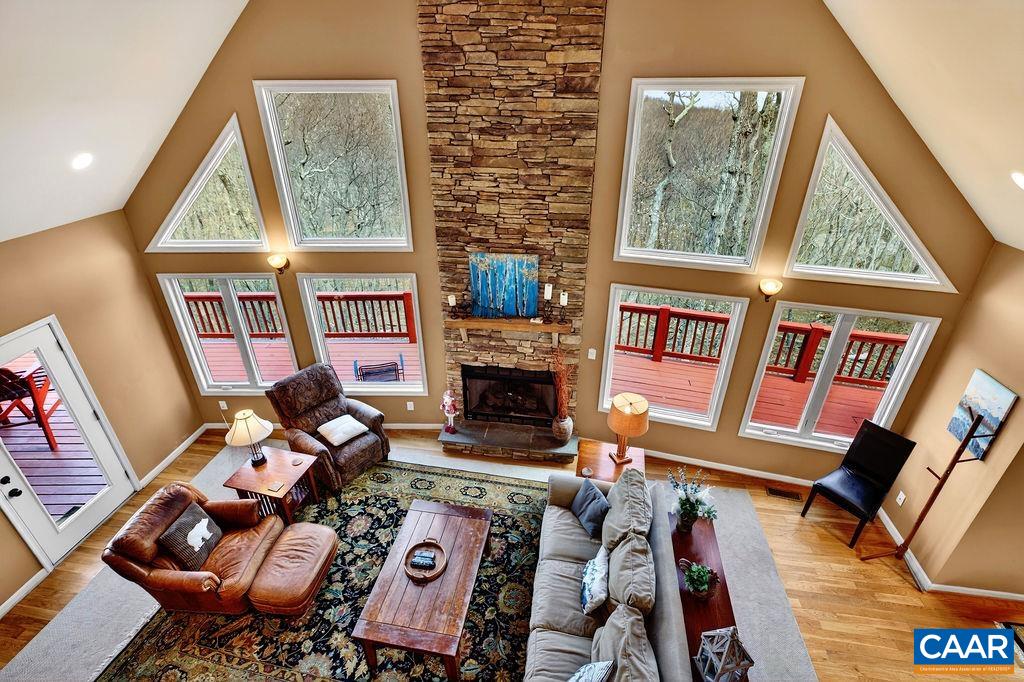 42 PEAVY PT, WINTERGREEN, Virginia 22967, 5 Bedrooms Bedrooms, ,4 BathroomsBathrooms,Residential,Thirsty Bear,42 PEAVY PT,676285 MLS # 676285