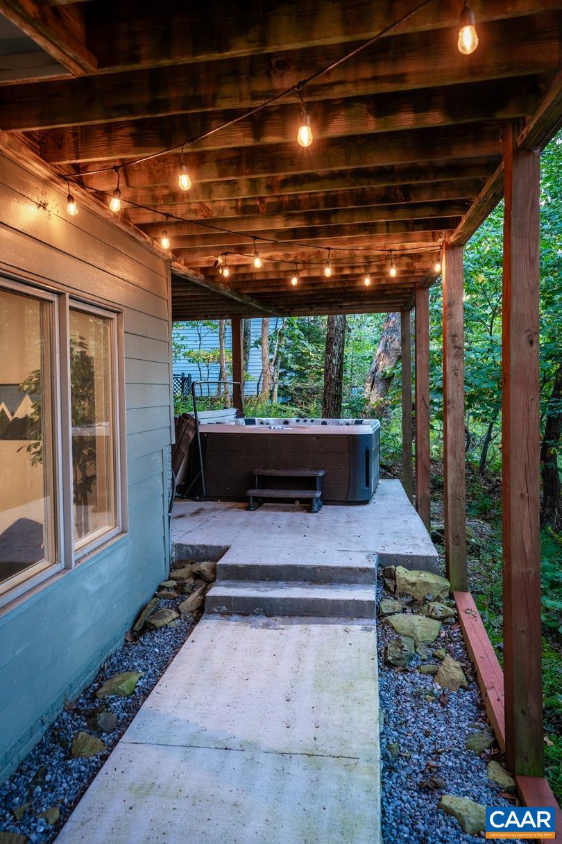 42 PEAVY PT, WINTERGREEN, Virginia 22967, 5 Bedrooms Bedrooms, ,4 BathroomsBathrooms,Residential,Thirsty Bear,42 PEAVY PT,676285 MLS # 676285