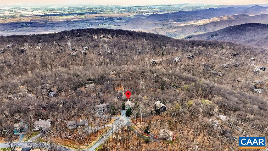42 PEAVY PT, WINTERGREEN, Virginia 22967, 5 Bedrooms Bedrooms, ,4 BathroomsBathrooms,Residential,Thirsty Bear,42 PEAVY PT,676285 MLS # 676285