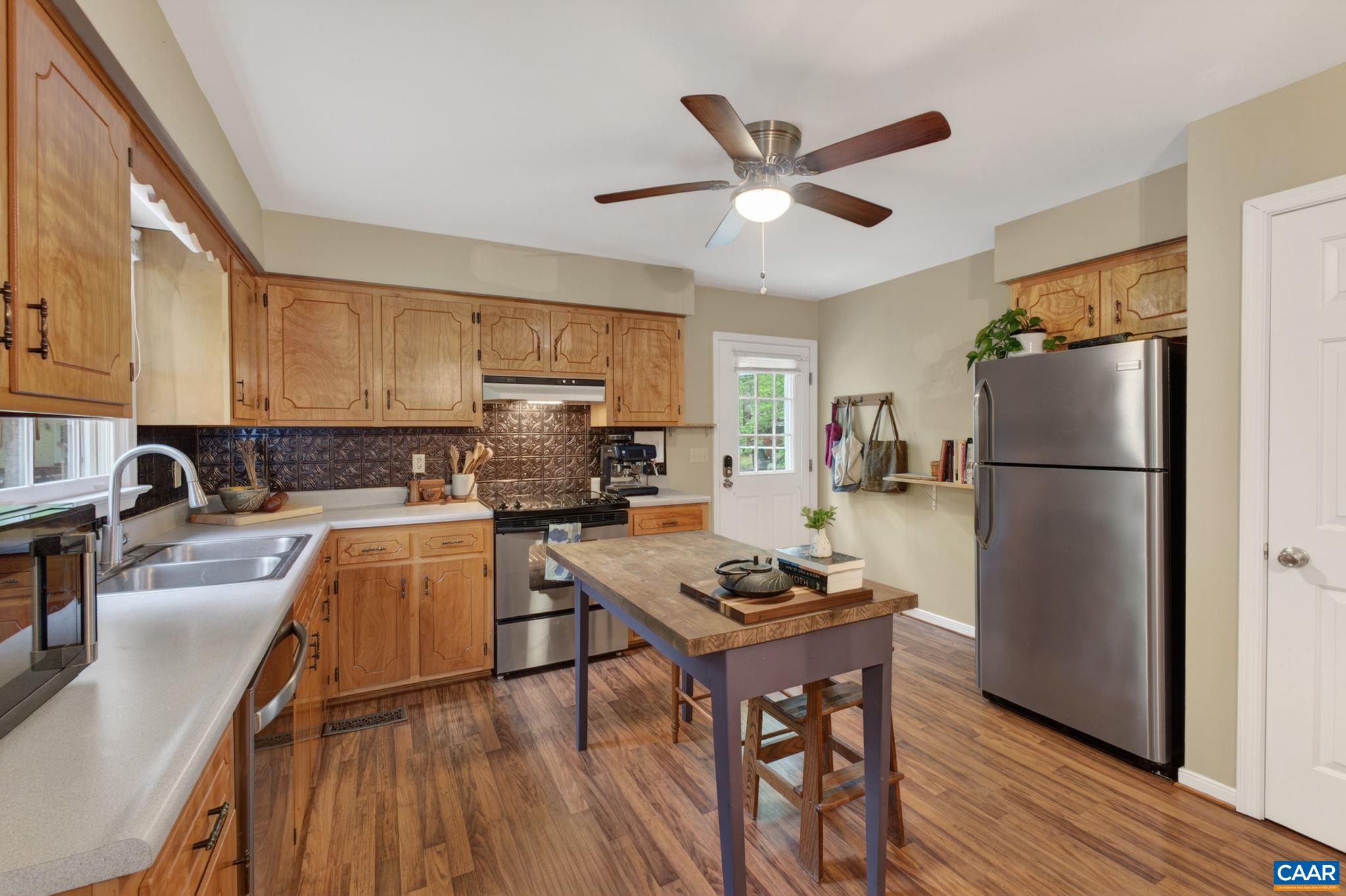 2321 RURITAN LAKE RD, SCOTTSVILLE, Virginia 24590, 3 Bedrooms Bedrooms, ,2 BathroomsBathrooms,Residential,2321 RURITAN LAKE RD,676307 MLS # 676307