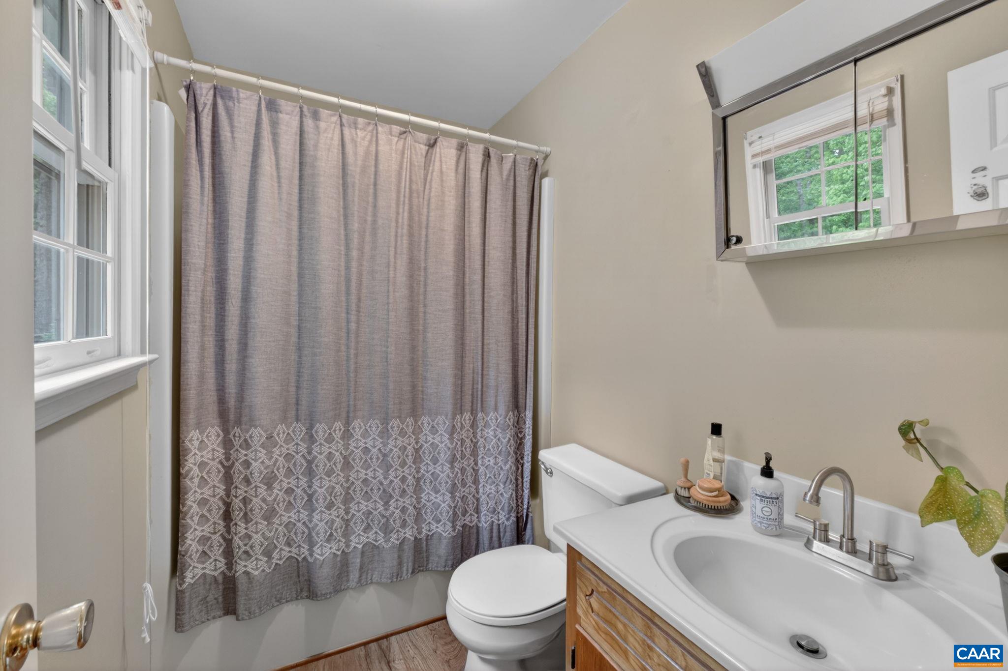 2321 RURITAN LAKE RD, SCOTTSVILLE, Virginia 24590, 3 Bedrooms Bedrooms, ,2 BathroomsBathrooms,Residential,2321 RURITAN LAKE RD,676307 MLS # 676307