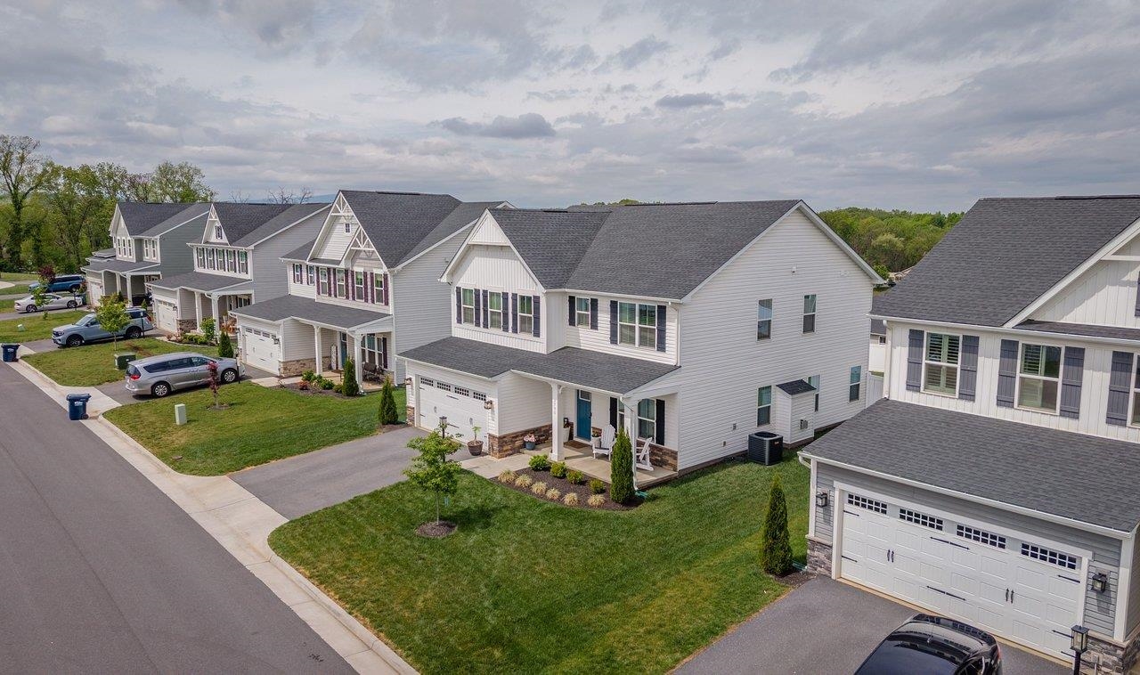 2750 RIDGE HAVEN DR, ROCKINGHAM, Virginia 22801, 4 Bedrooms Bedrooms, ,3 BathroomsBathrooms,Residential,2750 RIDGE HAVEN DR,676430 MLS # 676430