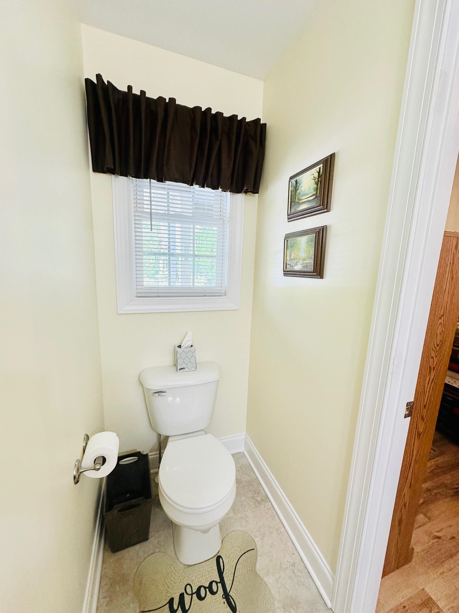 24 HOKIE LN, STUARTS DRAFT, Virginia 24477, 3 Bedrooms Bedrooms, ,2 BathroomsBathrooms,Residential,ONE LEVEL LIVING ON 1 ACRE LOT,24 HOKIE LN,676581 MLS # 676581