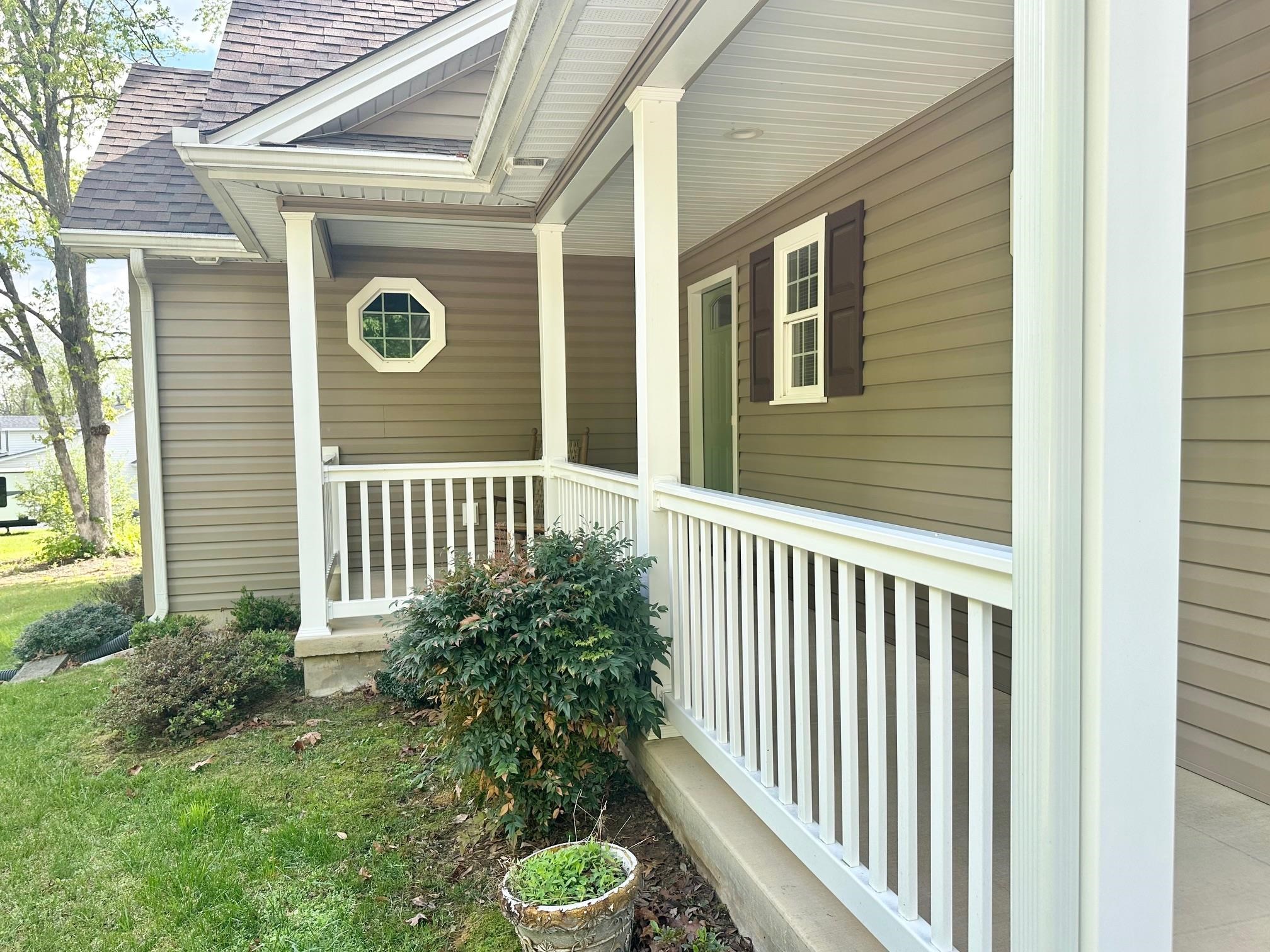 24 HOKIE LN, STUARTS DRAFT, Virginia 24477, 3 Bedrooms Bedrooms, ,2 BathroomsBathrooms,Residential,ONE LEVEL LIVING ON 1 ACRE LOT,24 HOKIE LN,676581 MLS # 676581