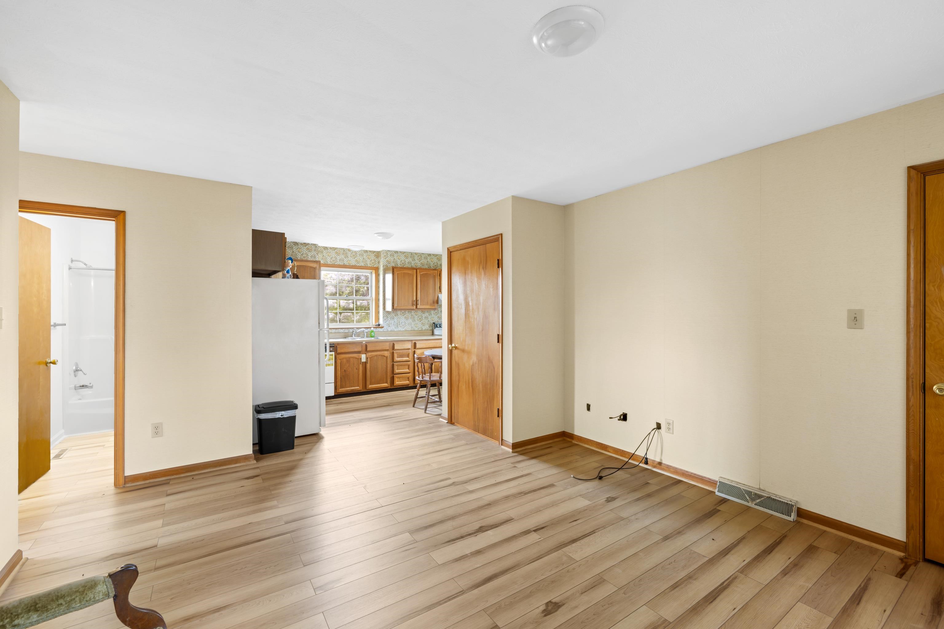 41 SEAYS DR, DILLWYN, Virginia 23936, 5 Bedrooms Bedrooms, ,3 BathroomsBathrooms,Residential,41 SEAYS DR,676585 MLS # 676585
