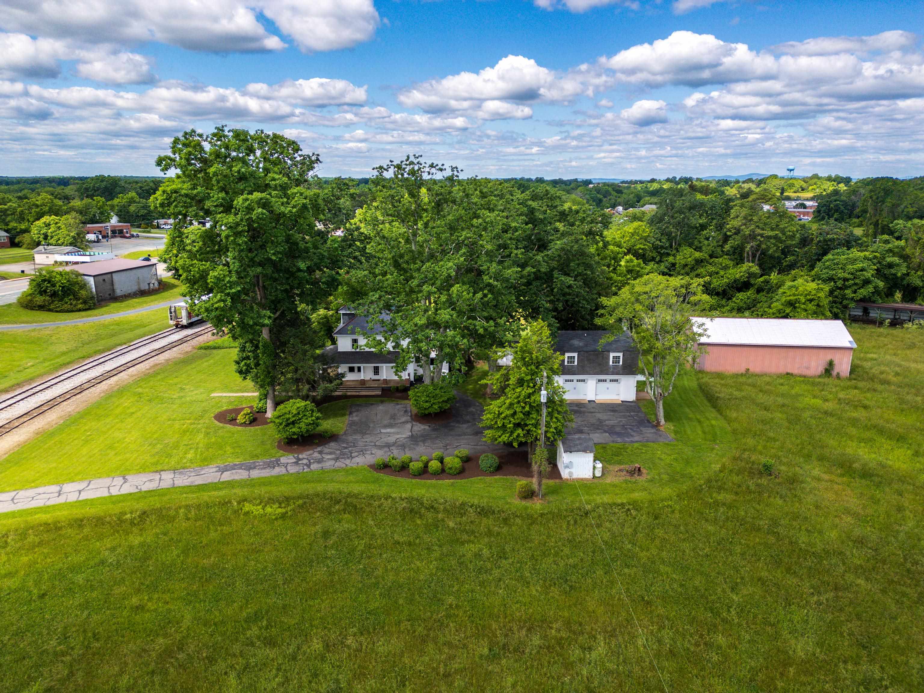 41 SEAYS DR, DILLWYN, Virginia 23936, 5 Bedrooms Bedrooms, ,3 BathroomsBathrooms,Residential,41 SEAYS DR,676585 MLS # 676585