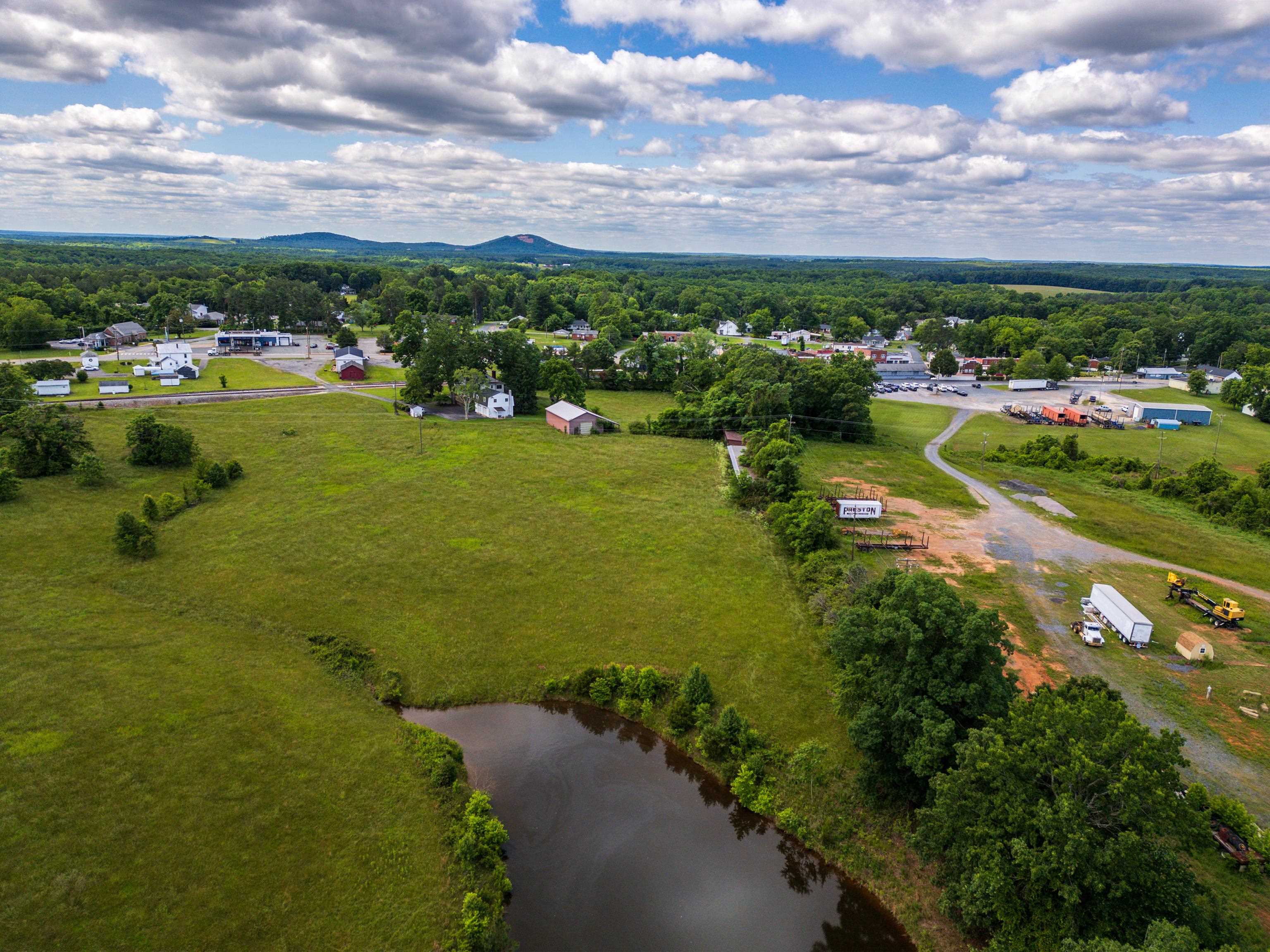 41 SEAYS DR, DILLWYN, Virginia 23936, 5 Bedrooms Bedrooms, ,3 BathroomsBathrooms,Residential,41 SEAYS DR,676585 MLS # 676585