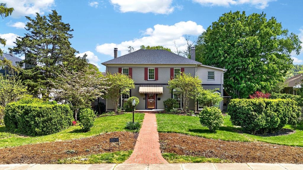 522 CHESTNUT AVE, WAYNESBORO, Virginia 22980, 4 Bedrooms Bedrooms, ,3 BathroomsBathrooms,Residential,522 CHESTNUT AVE,676587 MLS # 676587
