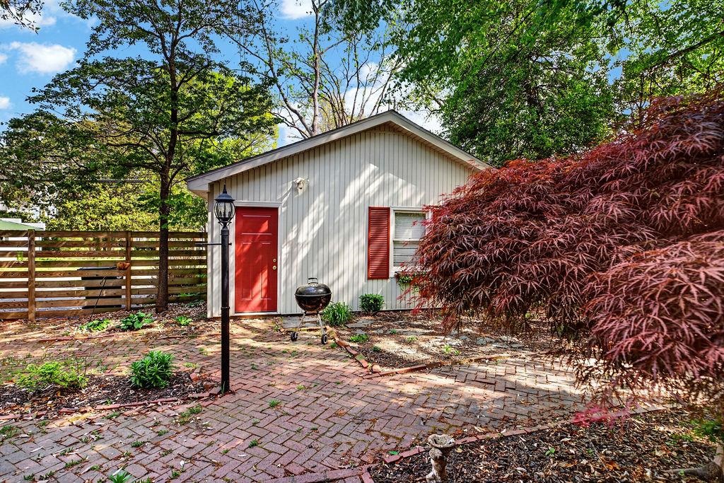 522 CHESTNUT AVE, WAYNESBORO, Virginia 22980, 4 Bedrooms Bedrooms, ,3 BathroomsBathrooms,Residential,522 CHESTNUT AVE,676587 MLS # 676587