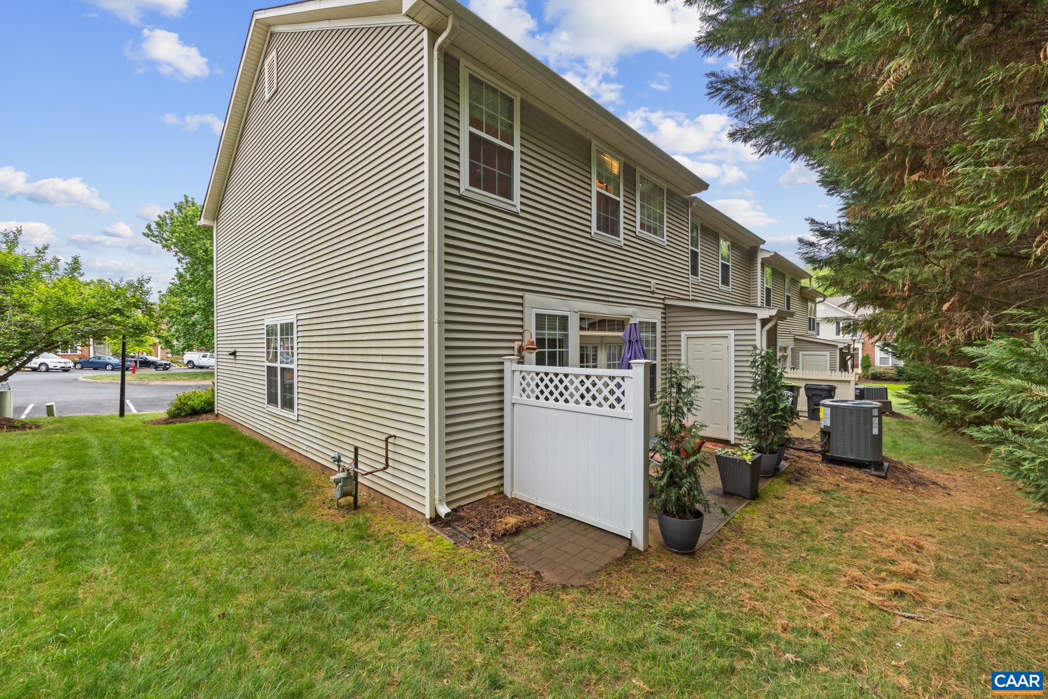 1111 SOMER CHASE CT, CHARLOTTESVILLE, Virginia 22911, 3 Bedrooms Bedrooms, ,2 BathroomsBathrooms,Residential,1111 SOMER CHASE CT,676589 MLS # 676589