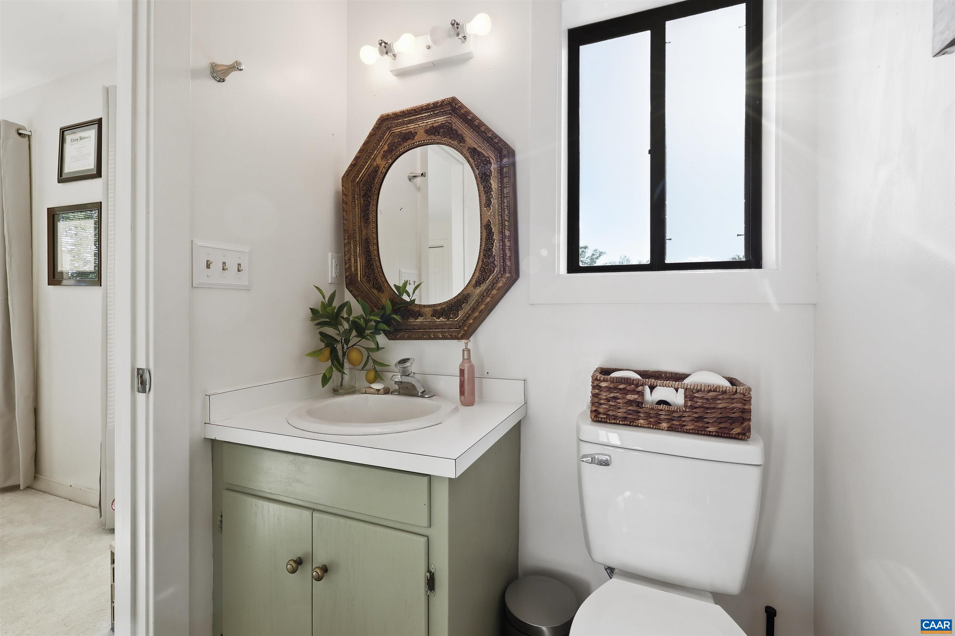 1241 CHATHAM RDG, CHARLOTTESVILLE, Virginia 22901, 2 Bedrooms Bedrooms, ,2 BathroomsBathrooms,Residential,1241 CHATHAM RDG,676590 MLS # 676590
