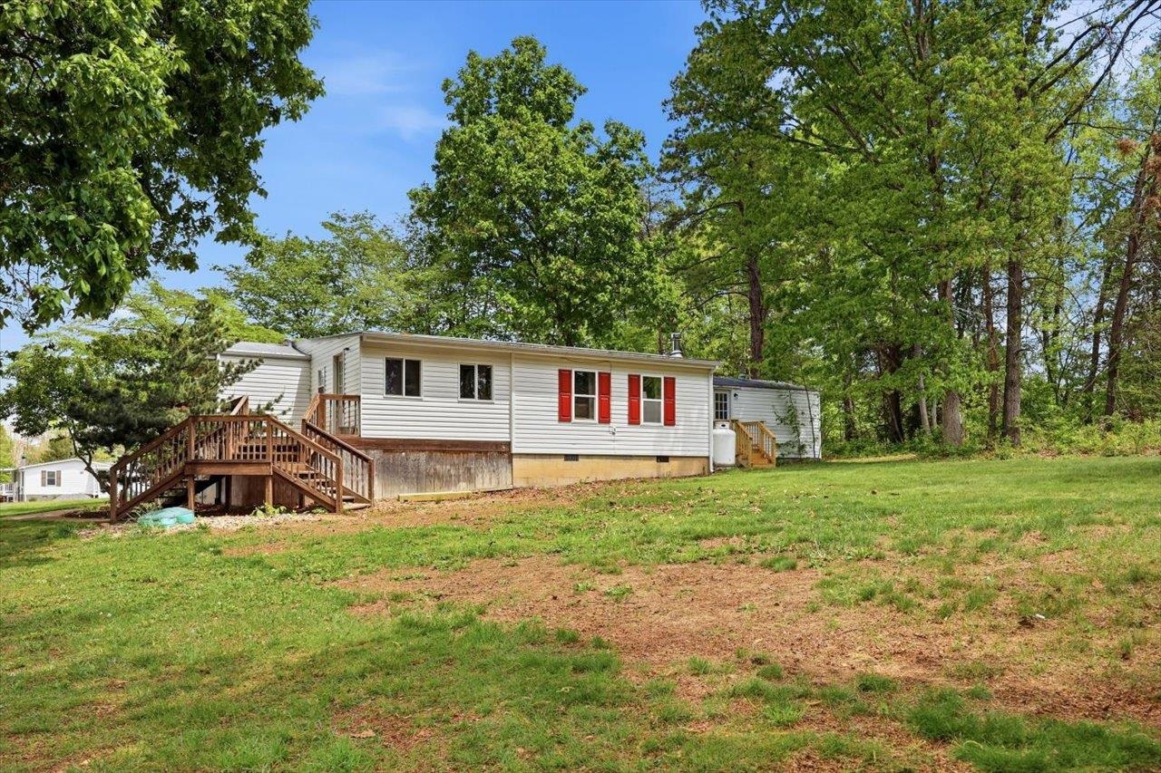 406 TRAYFOOT RD, GROTTOES, Virginia 24441, 3 Bedrooms Bedrooms, ,2 BathroomsBathrooms,Residential,406 TRAYFOOT RD,676591 MLS # 676591