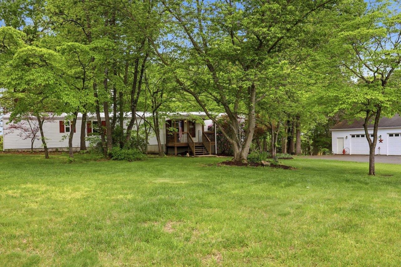 406 TRAYFOOT RD, GROTTOES, Virginia 24441, 3 Bedrooms Bedrooms, ,2 BathroomsBathrooms,Residential,406 TRAYFOOT RD,676591 MLS # 676591