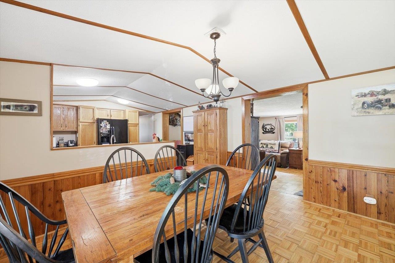 406 TRAYFOOT RD, GROTTOES, Virginia 24441, 3 Bedrooms Bedrooms, ,2 BathroomsBathrooms,Residential,406 TRAYFOOT RD,676591 MLS # 676591