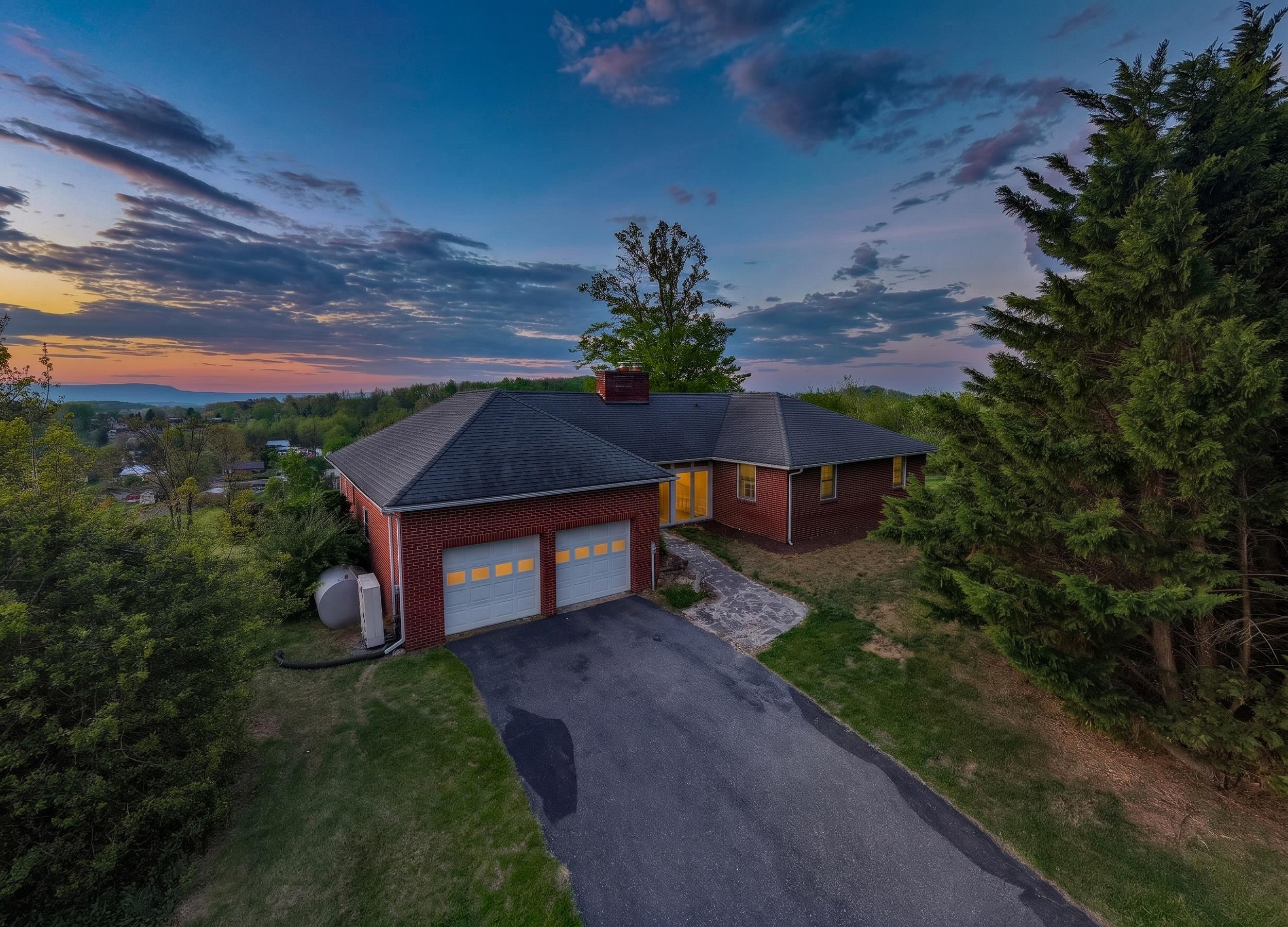 7133 TURLEYTOWN RD, SINGERS GLEN, Virginia 22850, 3 Bedrooms Bedrooms, ,2 BathroomsBathrooms,Residential,7133 TURLEYTOWN RD,676565 MLS # 676565