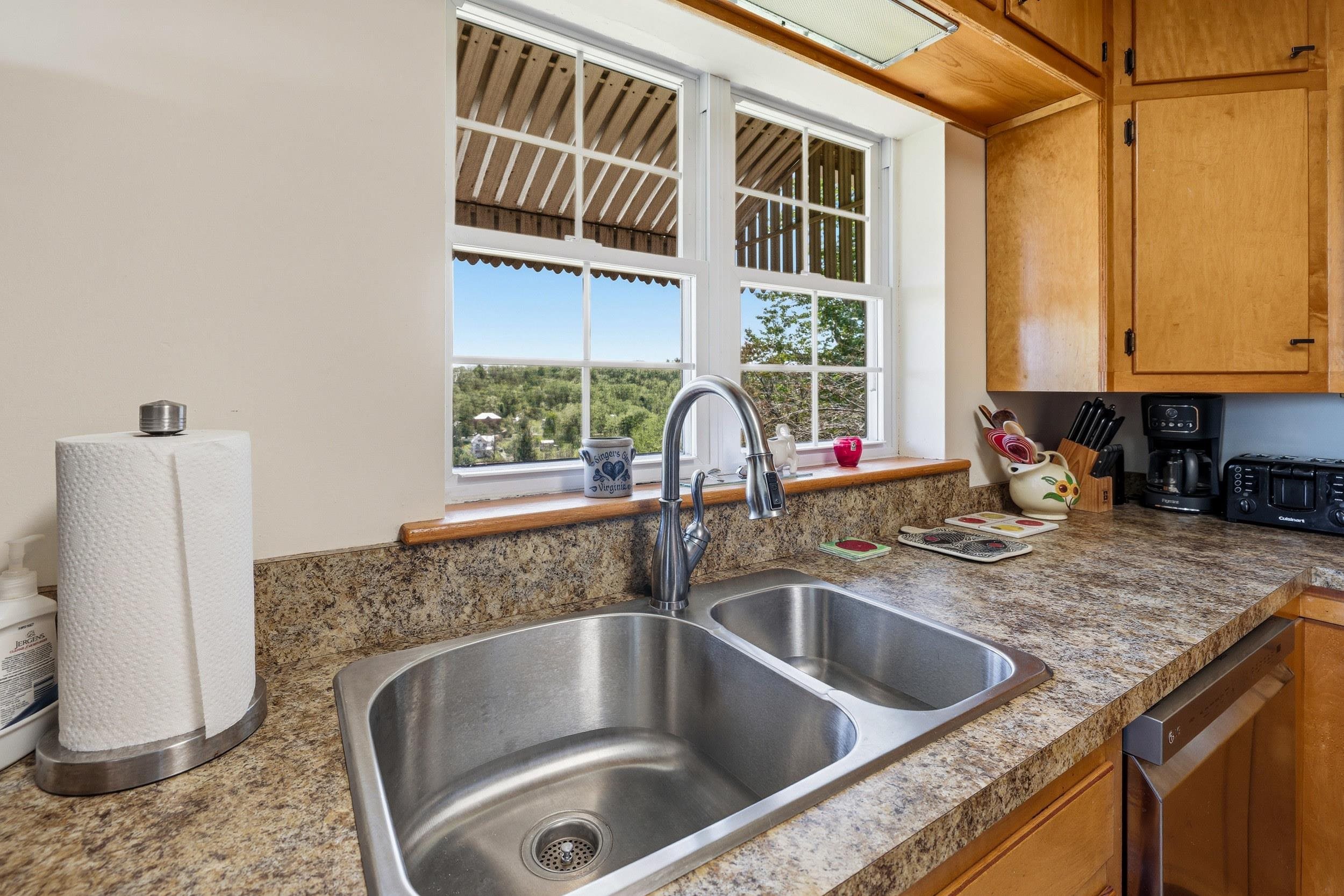 7133 TURLEYTOWN RD, SINGERS GLEN, Virginia 22850, 3 Bedrooms Bedrooms, ,2 BathroomsBathrooms,Residential,7133 TURLEYTOWN RD,676565 MLS # 676565