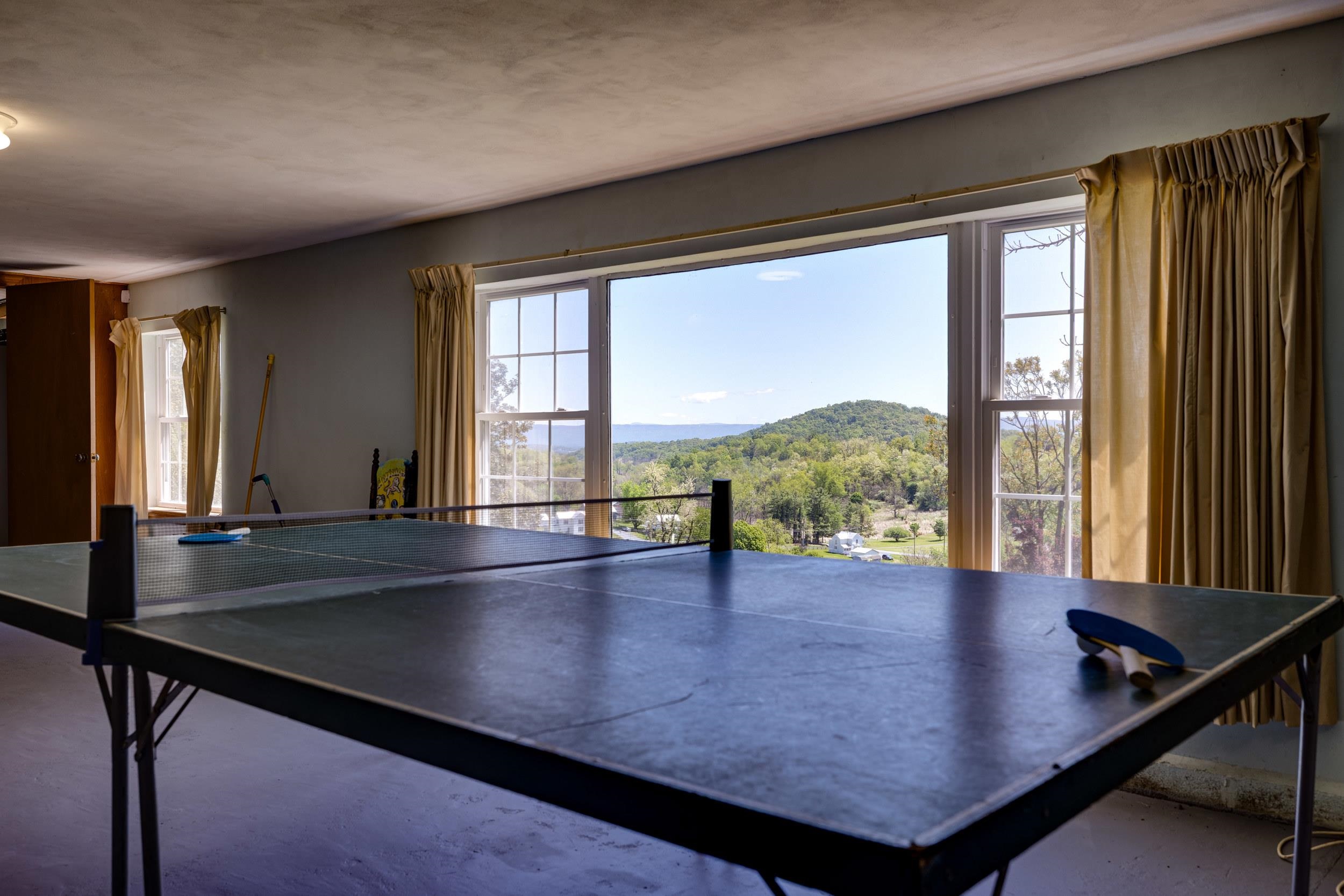 7133 TURLEYTOWN RD, SINGERS GLEN, Virginia 22850, 3 Bedrooms Bedrooms, ,2 BathroomsBathrooms,Residential,7133 TURLEYTOWN RD,676565 MLS # 676565
