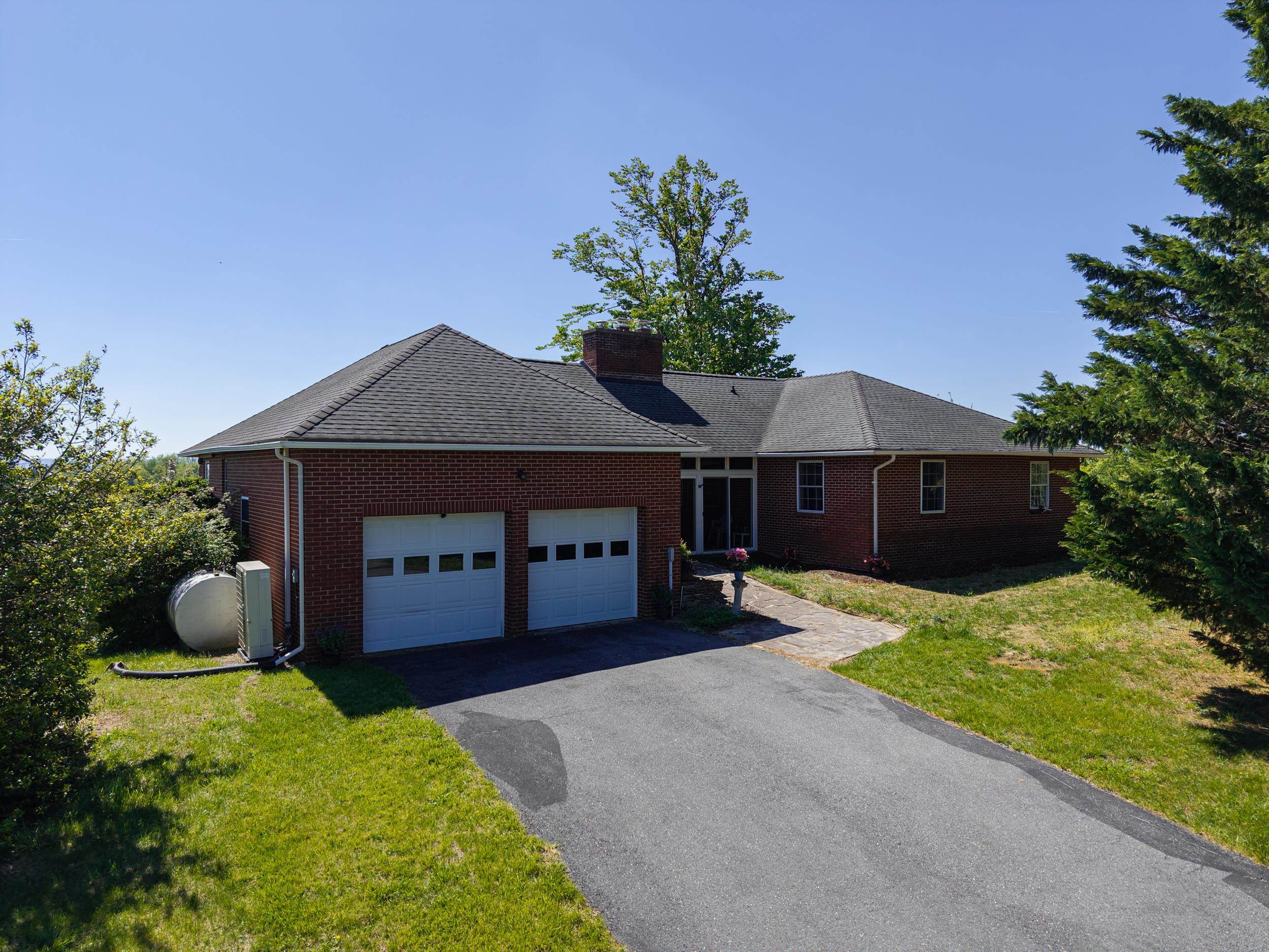 7133 TURLEYTOWN RD, SINGERS GLEN, Virginia 22850, 3 Bedrooms Bedrooms, ,2 BathroomsBathrooms,Residential,7133 TURLEYTOWN RD,676565 MLS # 676565