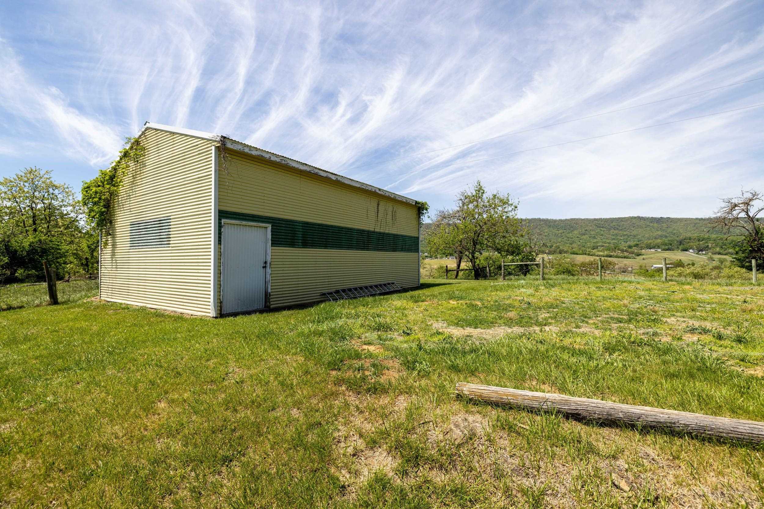 7133 TURLEYTOWN RD, SINGERS GLEN, Virginia 22850, 3 Bedrooms Bedrooms, ,2 BathroomsBathrooms,Residential,7133 TURLEYTOWN RD,676565 MLS # 676565