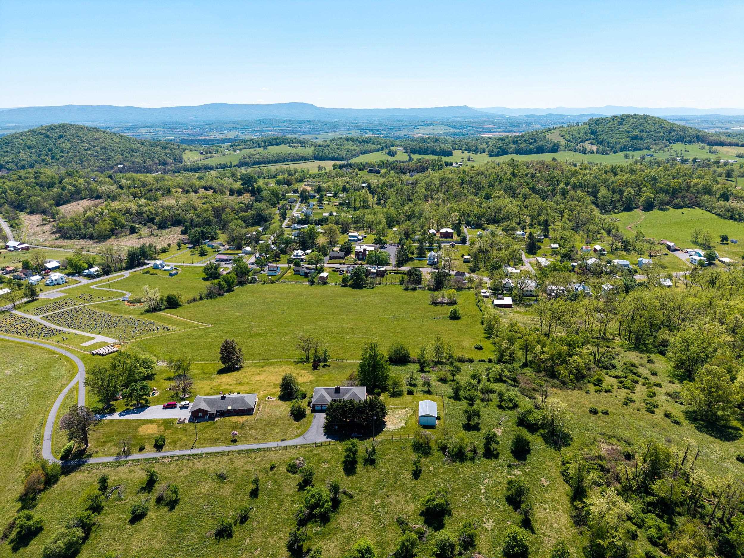 7133 TURLEYTOWN RD, SINGERS GLEN, Virginia 22850, 3 Bedrooms Bedrooms, ,2 BathroomsBathrooms,Residential,7133 TURLEYTOWN RD,676565 MLS # 676565