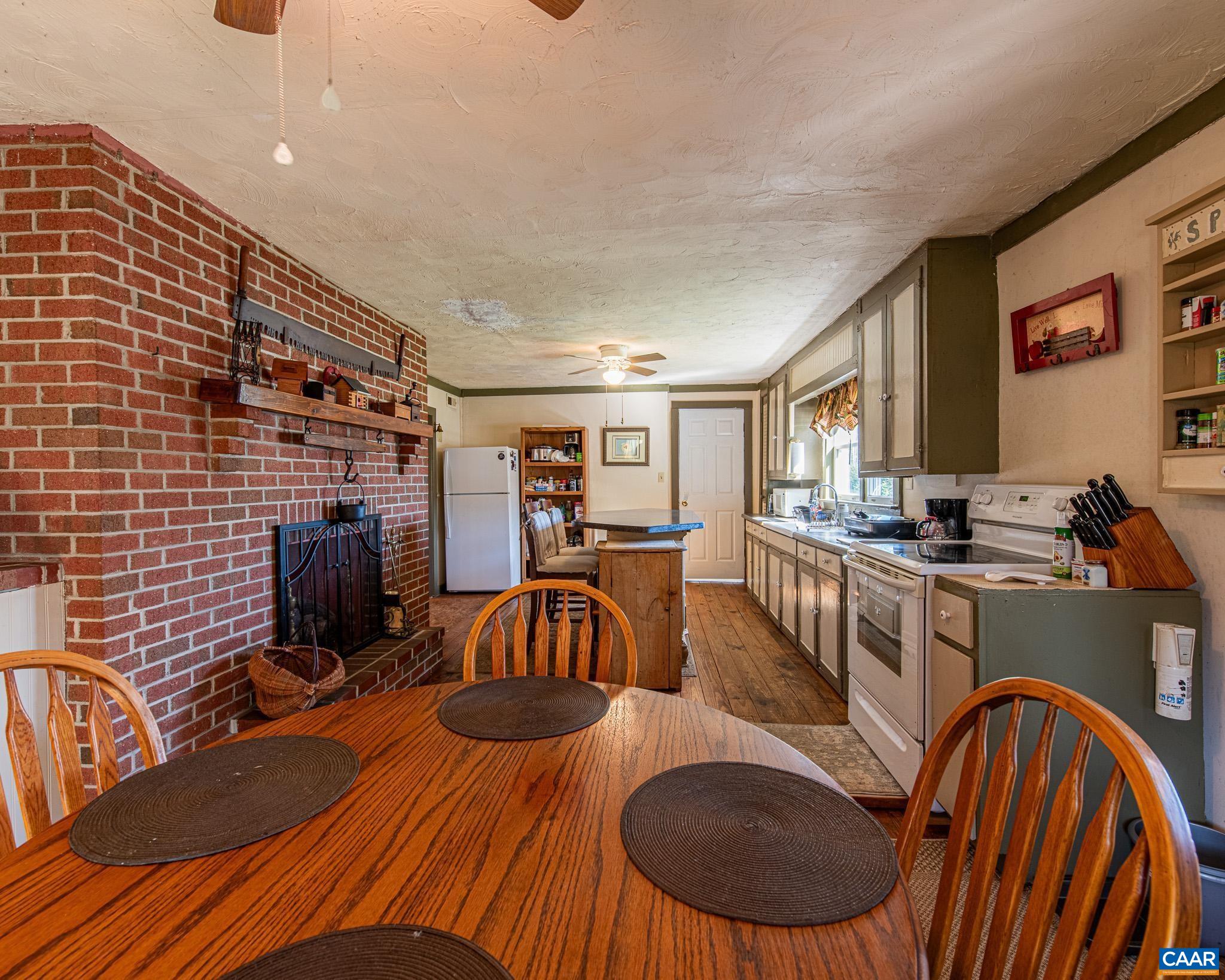 21 BRIGHT ACRES CT, BRIGHTWOOD, Virginia 22715, 2 Bedrooms Bedrooms, ,2 BathroomsBathrooms,Residential,21 BRIGHT ACRES CT,676569 MLS # 676569