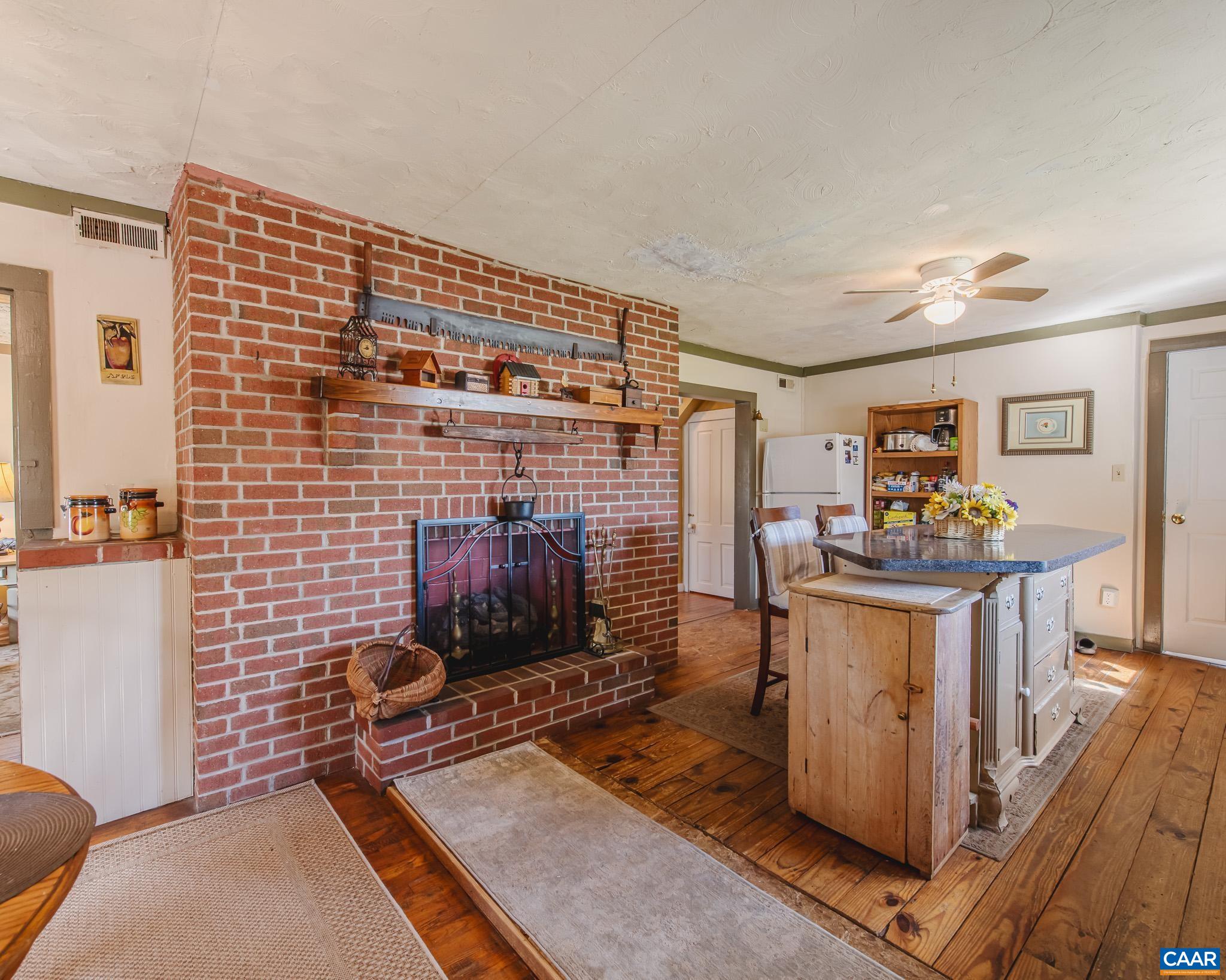 21 BRIGHT ACRES CT, BRIGHTWOOD, Virginia 22715, 2 Bedrooms Bedrooms, ,2 BathroomsBathrooms,Residential,21 BRIGHT ACRES CT,676569 MLS # 676569