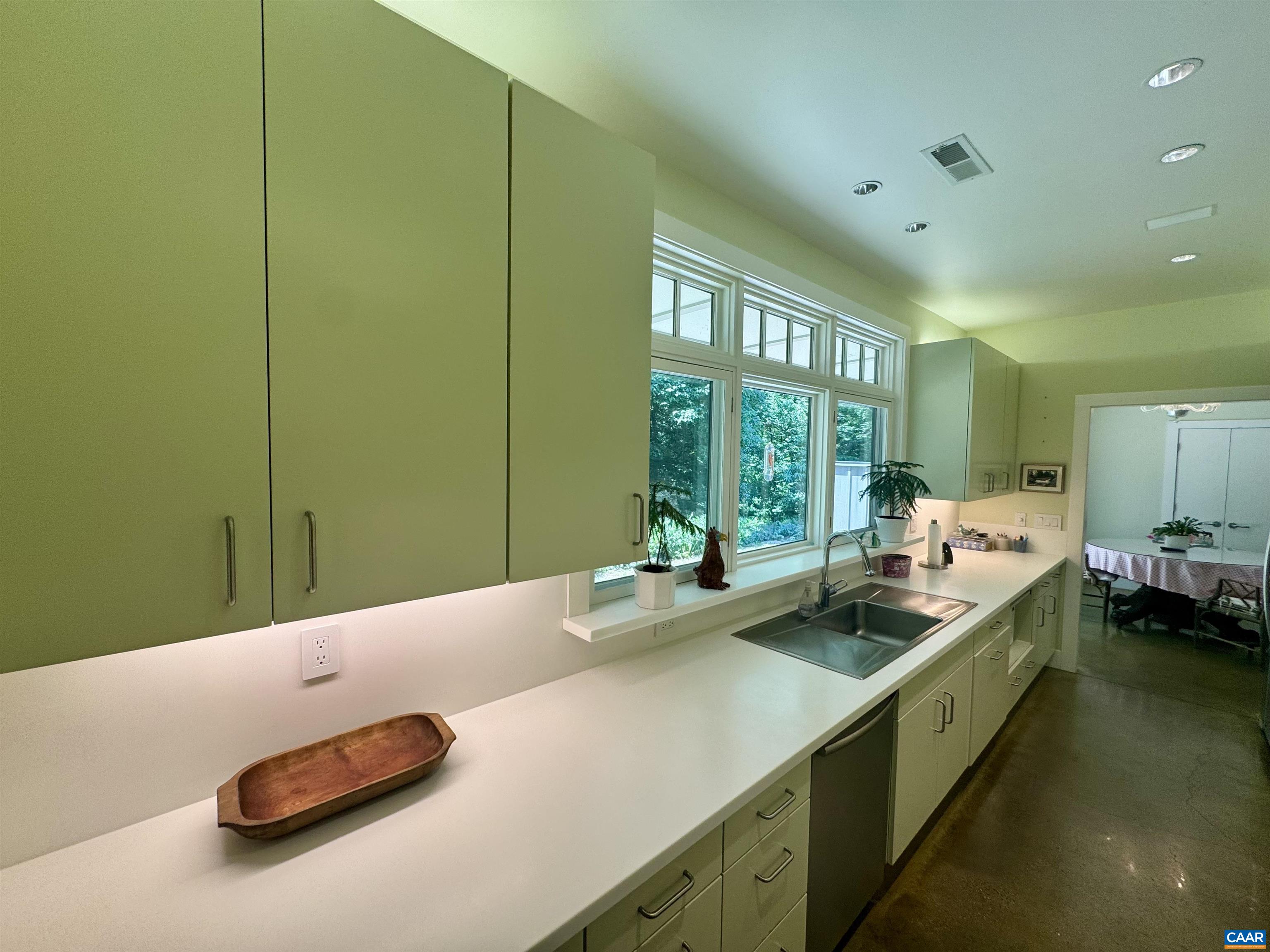 889 OLD GARTH RD, CHARLOTTESVILLE, Virginia 22901, 3 Bedrooms Bedrooms, ,2 BathroomsBathrooms,Residential,889 OLD GARTH RD,676570 MLS # 676570