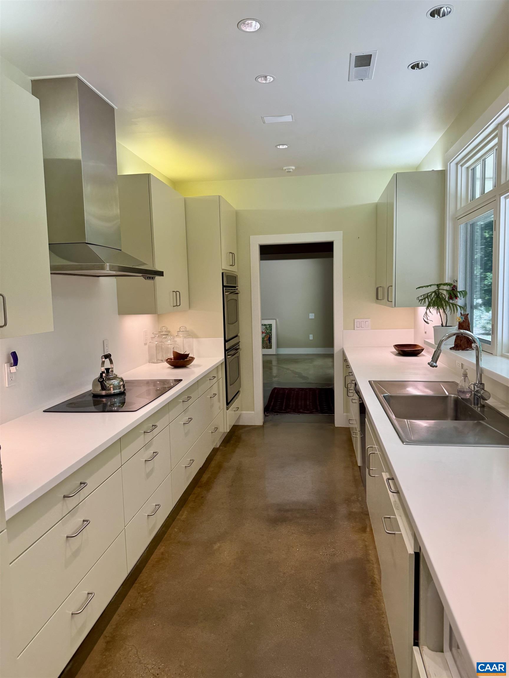 889 OLD GARTH RD, CHARLOTTESVILLE, Virginia 22901, 3 Bedrooms Bedrooms, ,2 BathroomsBathrooms,Residential,889 OLD GARTH RD,676570 MLS # 676570