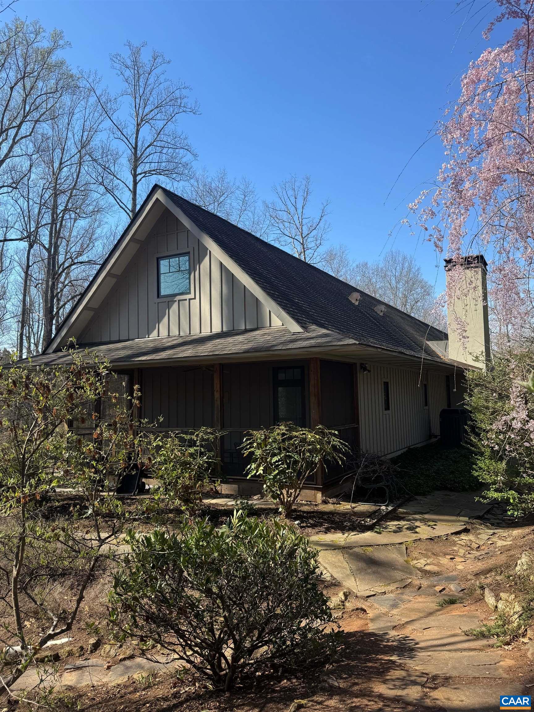 889 OLD GARTH RD, CHARLOTTESVILLE, Virginia 22901, 3 Bedrooms Bedrooms, ,2 BathroomsBathrooms,Residential,889 OLD GARTH RD,676570 MLS # 676570