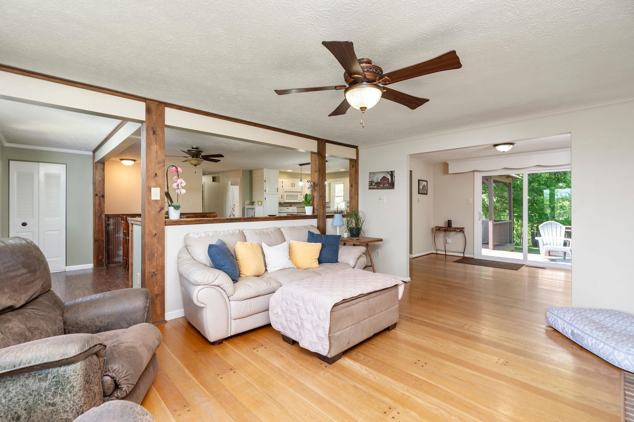 2061 OLD GREENVILLE RD, GREENVILLE, Virginia 24440, 4 Bedrooms Bedrooms, ,3 BathroomsBathrooms,Residential,2061 OLD GREENVILLE RD,676573 MLS # 676573